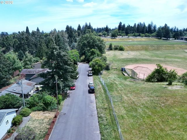 10244 Sw 40TH Ave, Portland, OR 97219