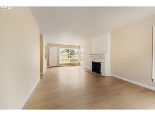 10244 Sw 40TH Ave, Portland, OR 97219