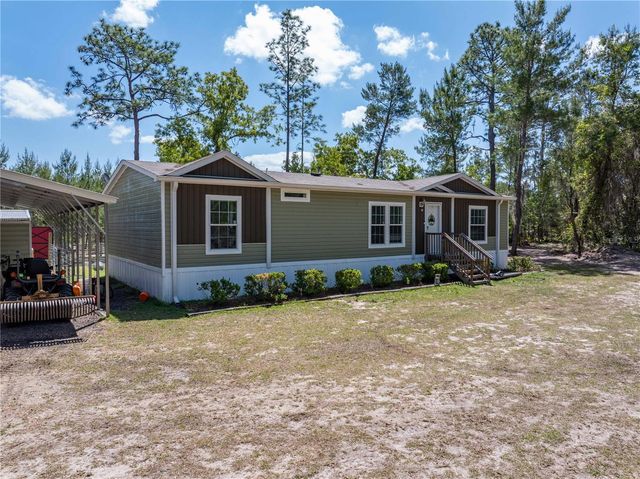 221 MAGNOLIA ROAD, Hawthorne, FL 32640