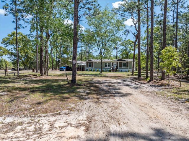 221 MAGNOLIA ROAD, Hawthorne, FL 32640