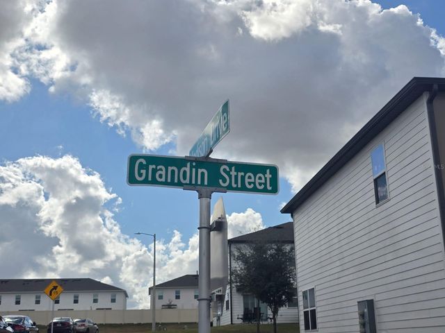936 GRANDIN STREET, Davenport, FL 33837