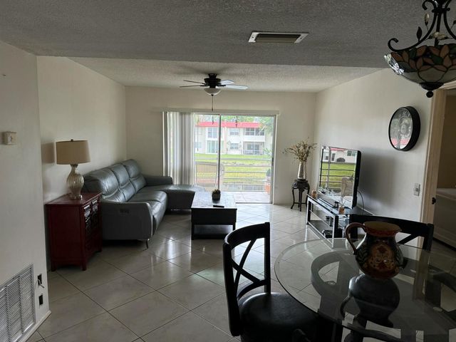 133 Lake Carol Drive 133, West Palm Beach, FL 33411