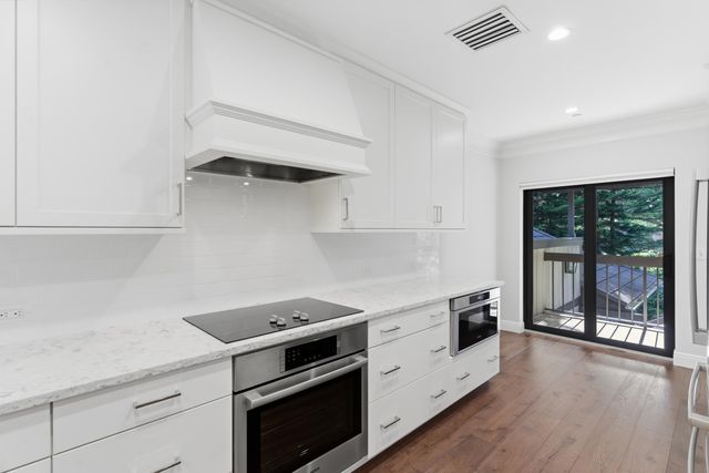 2810 Polo Island Drive C202, Wellington, FL 33414