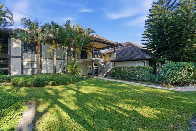 2810 Polo Island Drive C202, Wellington, FL 33414