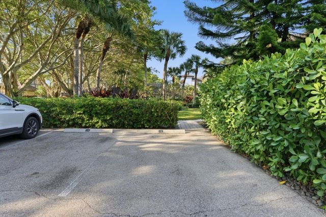 2810 Polo Island Drive C202, Wellington, FL 33414