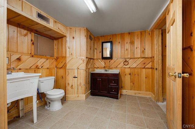 289 Twin Ponds Drive, Newport, NY 13350