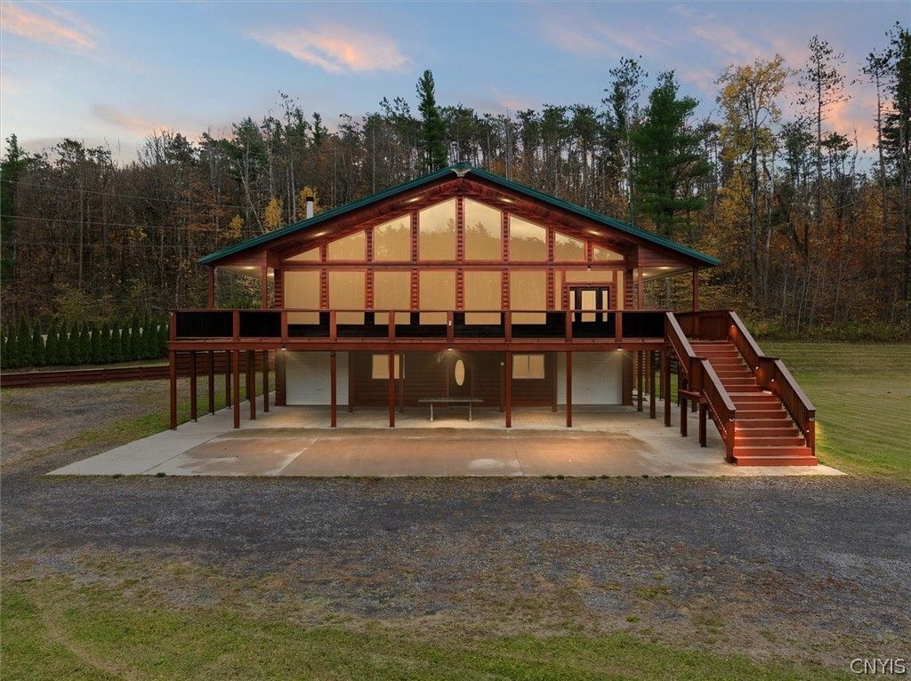 289 Twin Ponds Drive, Newport, NY 13350
