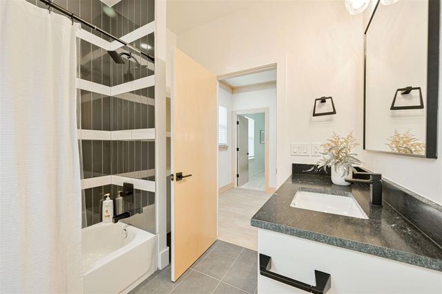 1625 N College Avenue, Oklahoma City, OK 73106