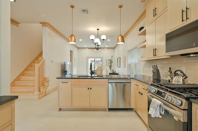 1625 N College Avenue, Oklahoma City, OK 73106