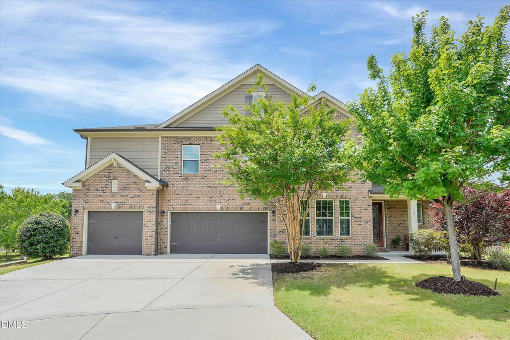105 Canoe Brook Court, Durham, NC 27713