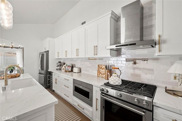27002 El Retiro, Mission Viejo, CA 92692