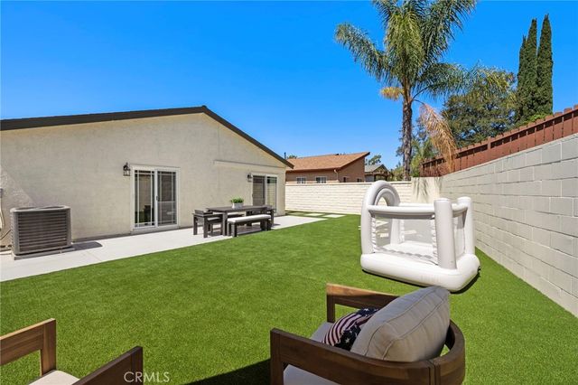 27002 El Retiro, Mission Viejo, CA 92692