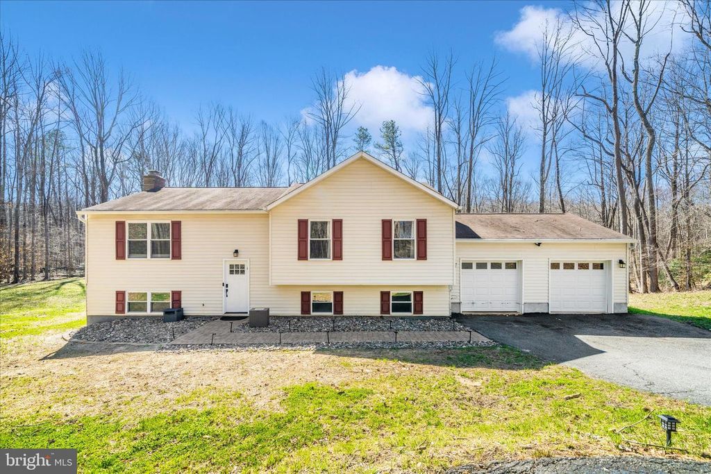 3860 MOONBEAM AVE, Huntingtown, MD 20639