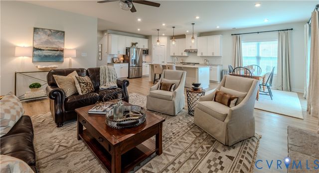 3506 Seaford Crossing Dr, Chesterfield, VA 23113