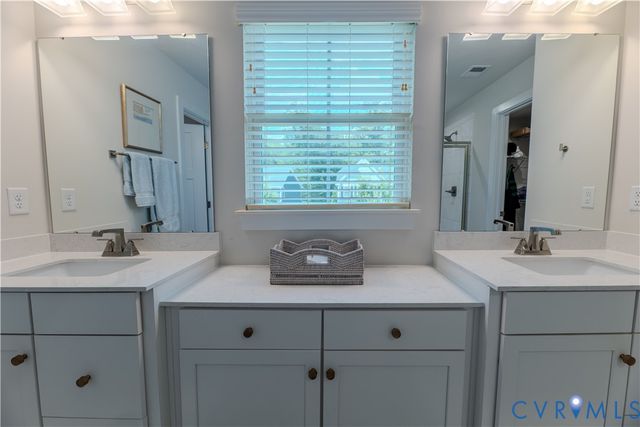 3506 Seaford Crossing Dr, Chesterfield, VA 23113