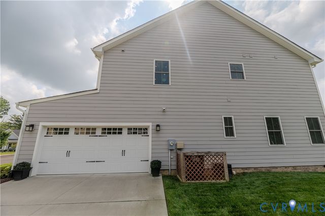 3506 Seaford Crossing Dr, Chesterfield, VA 23113