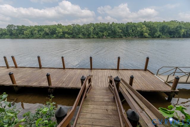 3506 Seaford Crossing Dr, Chesterfield, VA 23113