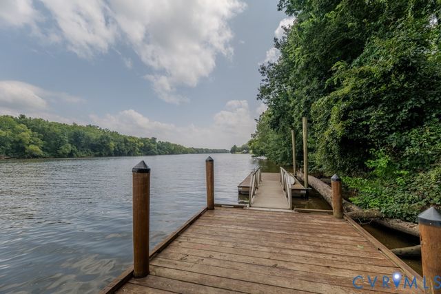 3506 Seaford Crossing Dr, Chesterfield, VA 23113