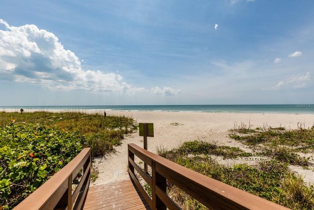 1560 GULF BOULEVARD 1106, Clearwater Beach, FL 33767