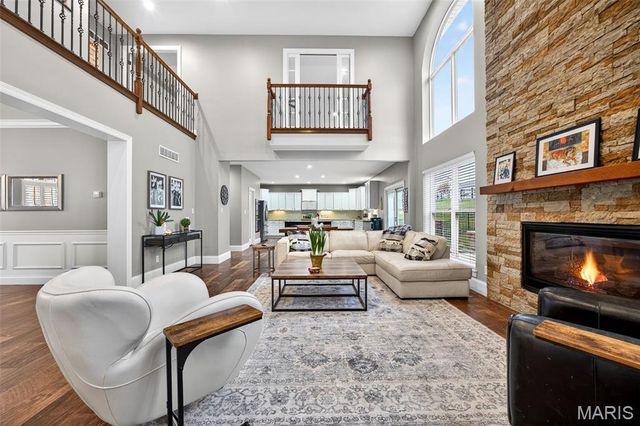 22 Fall Flower Court, Eureka, MO 63025