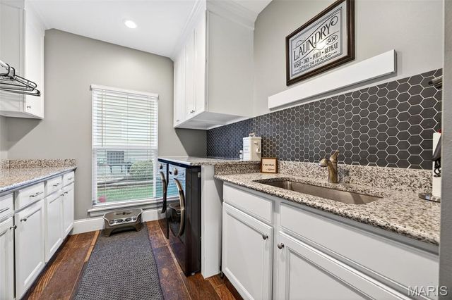 22 Fall Flower Court, Eureka, MO 63025