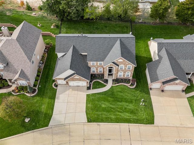 22 Fall Flower Court, Eureka, MO 63025