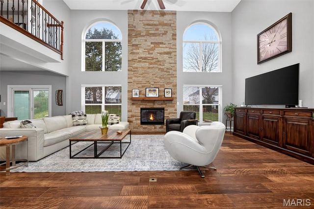 22 Fall Flower Court, Eureka, MO 63025