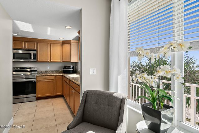 2071 S Atlantic Ave Apt 305, Daytona Beach Shores, FL 32118