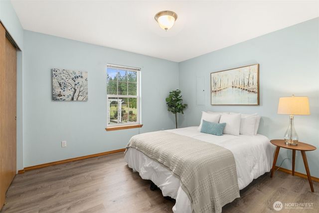 5016 E Brockdale Rd, Shelton, WA 98584