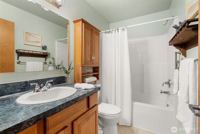 5016 E Brockdale Rd, Shelton, WA 98584