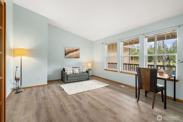 5016 E Brockdale Rd, Shelton, WA 98584