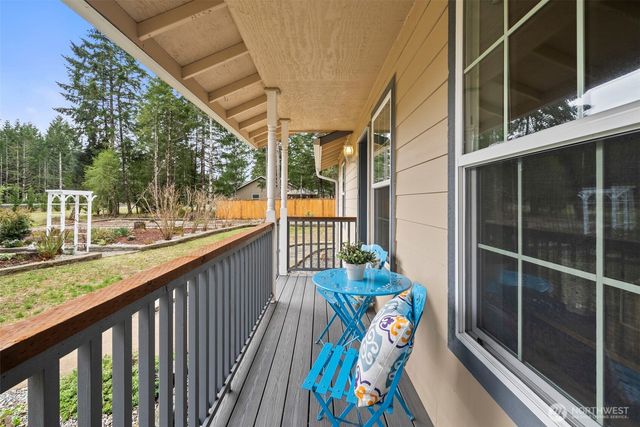 5016 E Brockdale Rd, Shelton, WA 98584