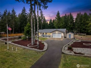 5016 E Brockdale Rd, Shelton, WA 98584