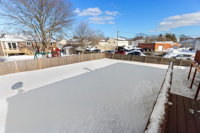 102 Suffolk St, Malden, MA 02148