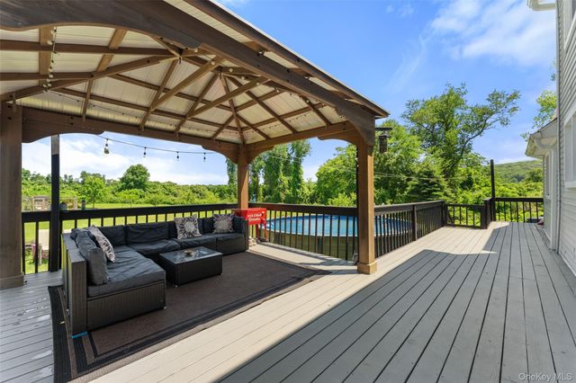 81 Sunset Drive, Patterson, NY 12563