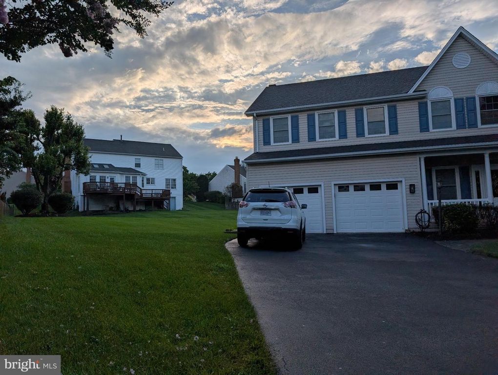 43232 WAYSIDE CIR, Ashburn, VA 20147