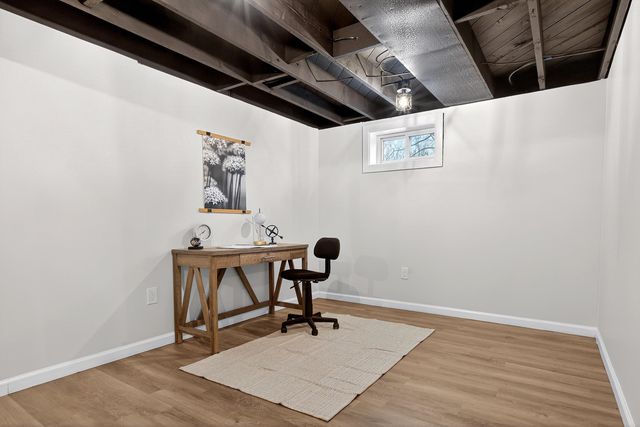 5 LOIS AVE, East Brunswick, NJ 08816