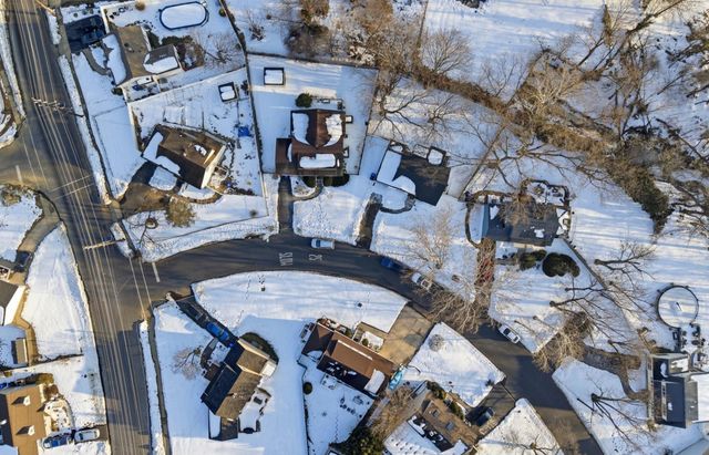 5 LOIS AVE, East Brunswick, NJ 08816