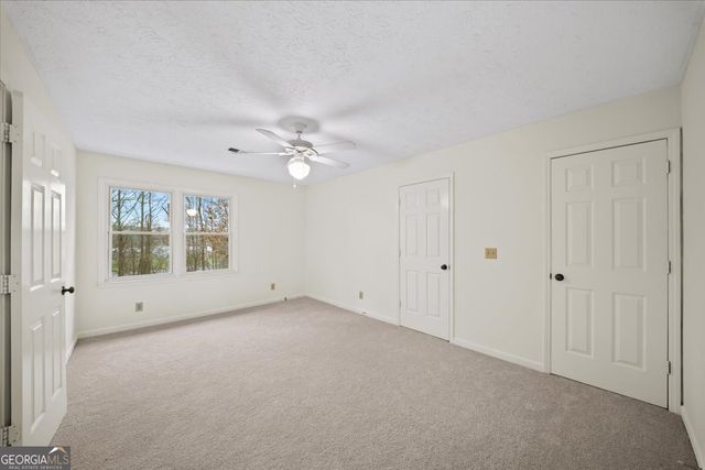 80 Farmington Drive, Woodstock, GA 30188