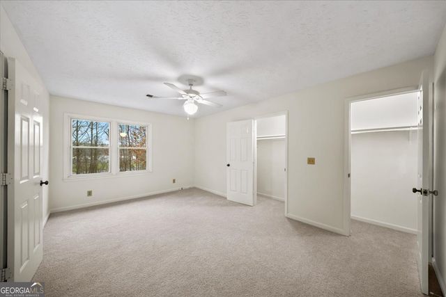 80 Farmington Drive, Woodstock, GA 30188