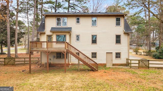 80 Farmington Drive, Woodstock, GA 30188