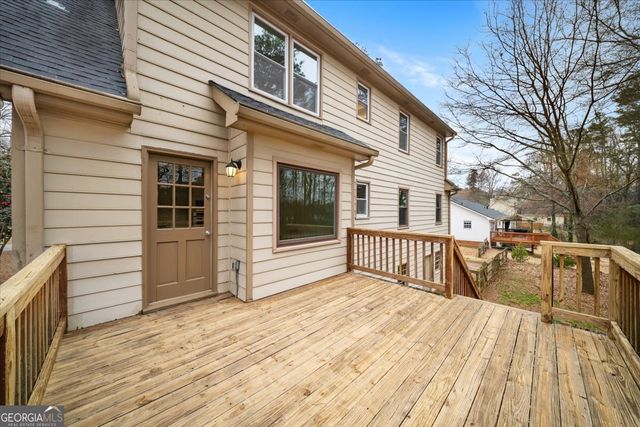 80 Farmington Drive, Woodstock, GA 30188