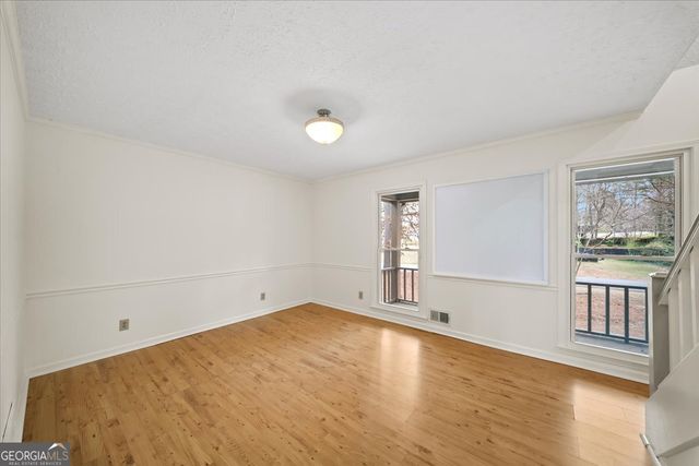 80 Farmington Drive, Woodstock, GA 30188