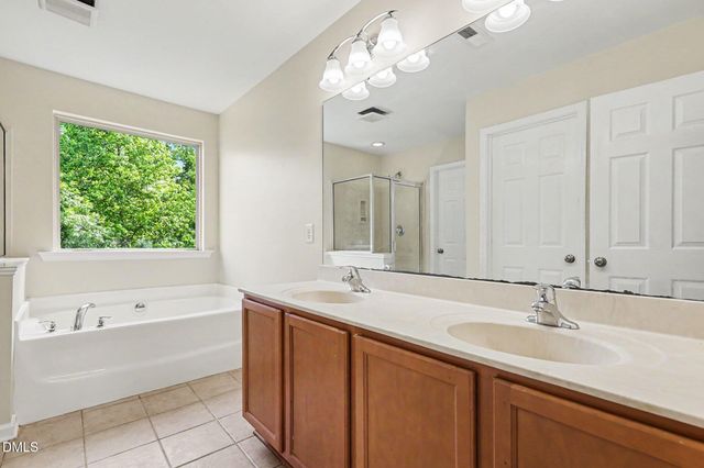 14 Brightfield Lane, Durham, NC 27712