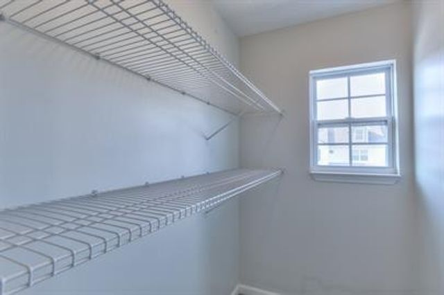 3052 Rg Buchanan Dr, La Vergne, TN 37086