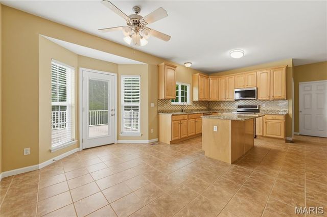 109 Snake River Drive, O'fallon, MO 63368