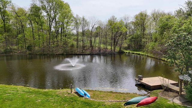 2039 Us Highway 231, Loogootee, IN 47553
