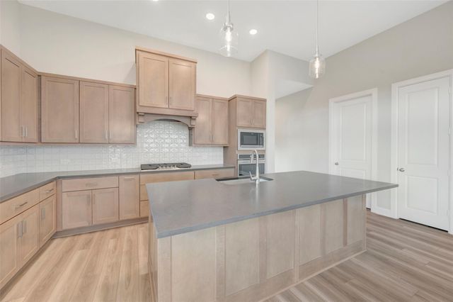 1935 El Pino Street, Todd Mission, TX 77316