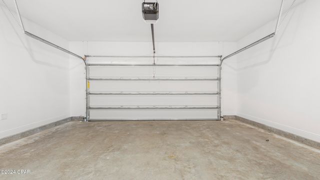 586 Hancock Way, Panama City Beach, FL 32413