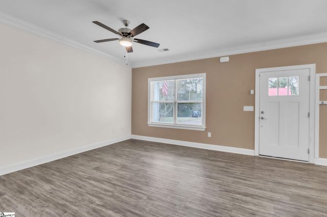 3 W 1st Street, Williamston, SC 29697